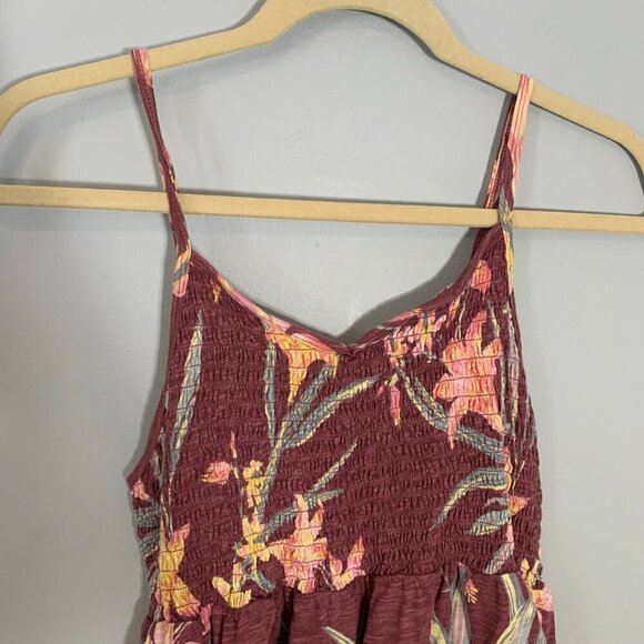 Torrid lightweight floral strappy flowy casual summer spring tank top - Picture 2 of 9